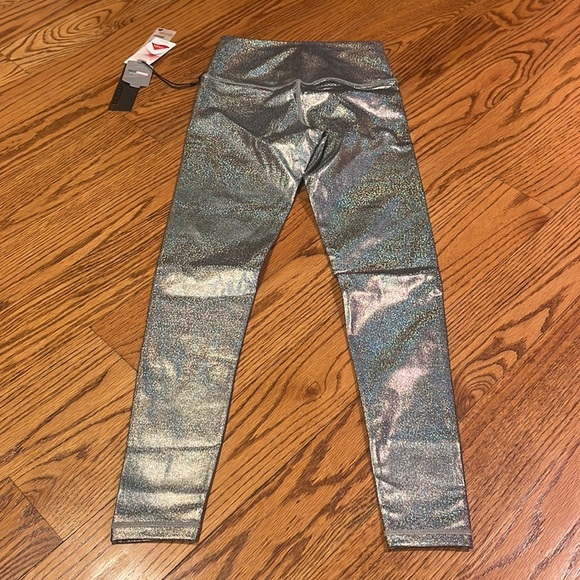 NWT Mono b Woman’s Silver Sparkle Leggings Size S - Picture 4 of 6